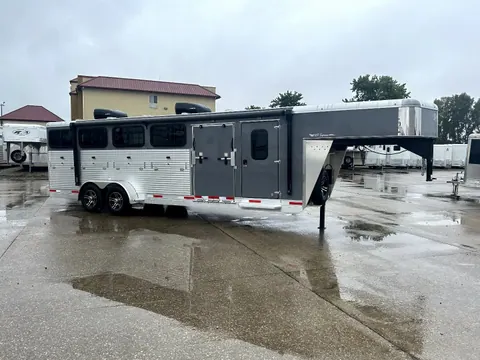 2026 Shadow 10 Pen Supreme Gooseneck Stock Combo Trailer